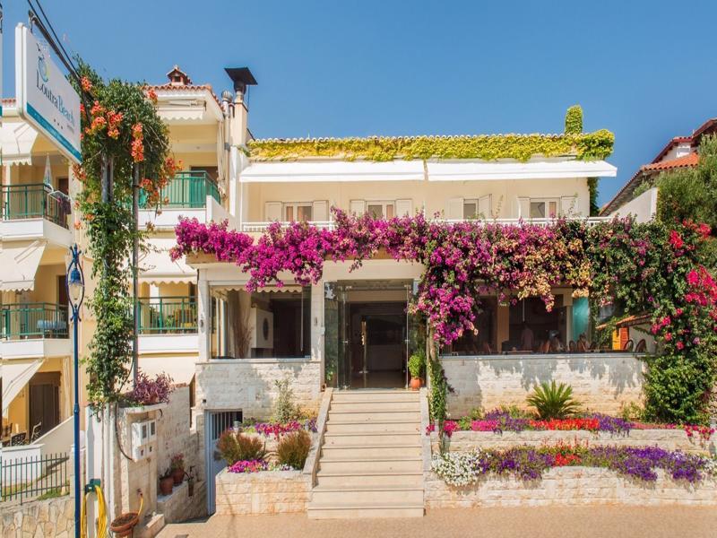 Xenios Loutra Village Beach Hotel 아기아 파라스케비 외부 사진